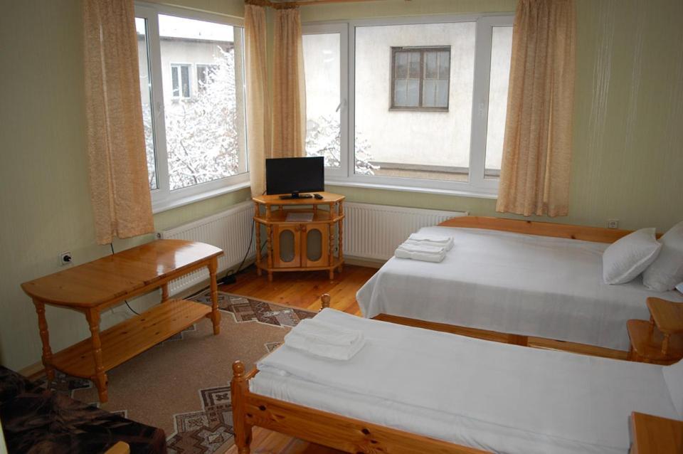 Borova House Hotel Trjavna Kültér fotó